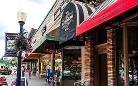 Grand Highland Hotel